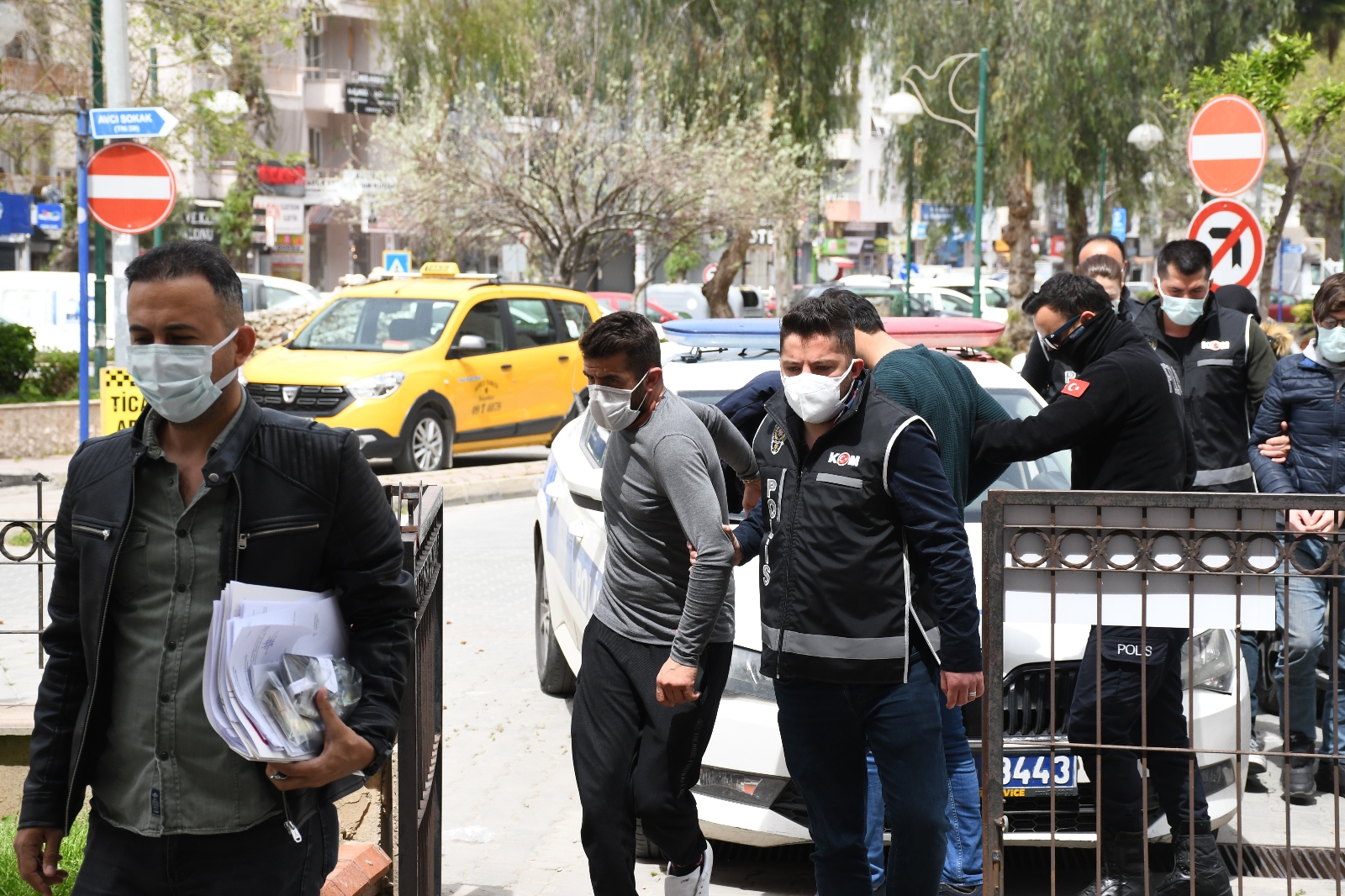 FETÖ üyelerinin yurt dışı planını polis engelledi