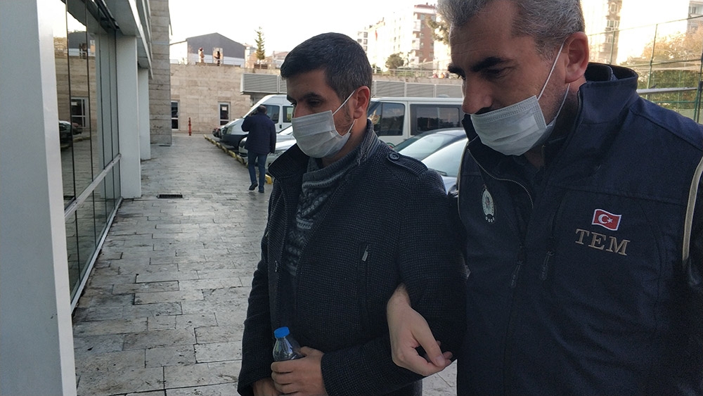 FETÖ’den gözaltına alınan yüzbaşı adliye sevk edildi