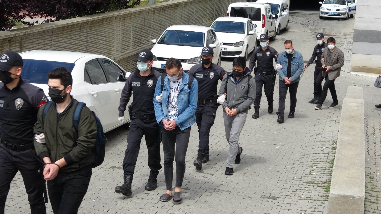 FETÖ’nün mahrem asker yapılanması operasyonunda 14 kişi adliyeye sevk edildi