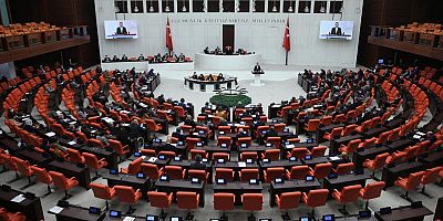 Fezlekeler Meclis gündeminde! Milletvekili seçilemeyenlerin dokunulmazlığı kaldırılacak
