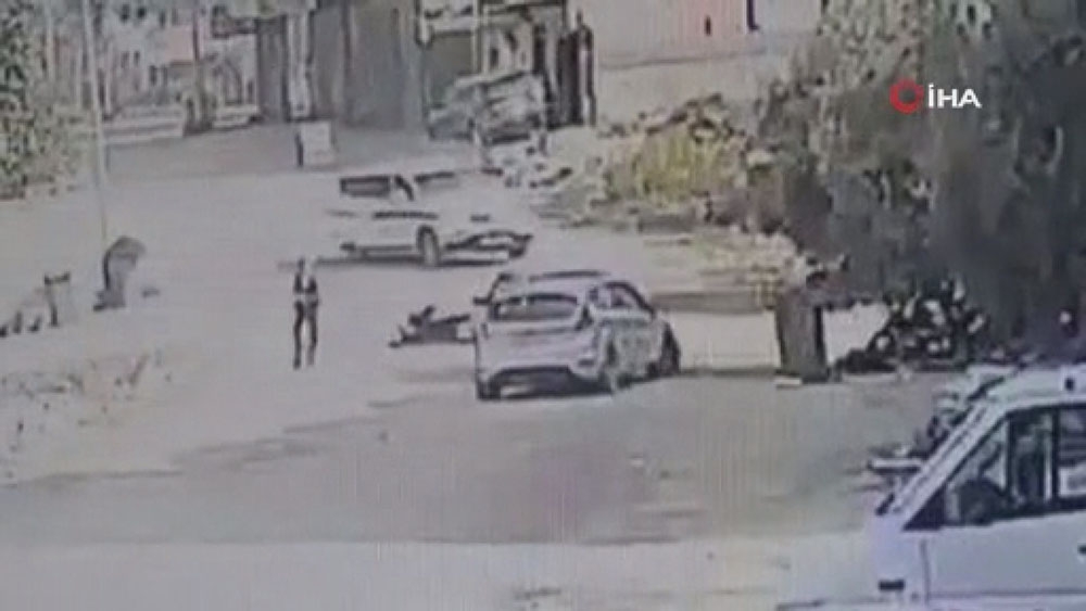 Filistin’de ’dur’ ihtarına uymayan sürücü polis memurunu ezerek kaçmaya çalıştı