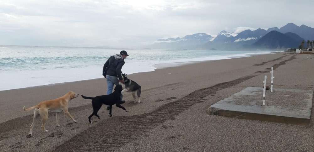 Fırtına Beklentileri Boşa Çıkan Antalyalıların Kırmızı Kod Tepkileri