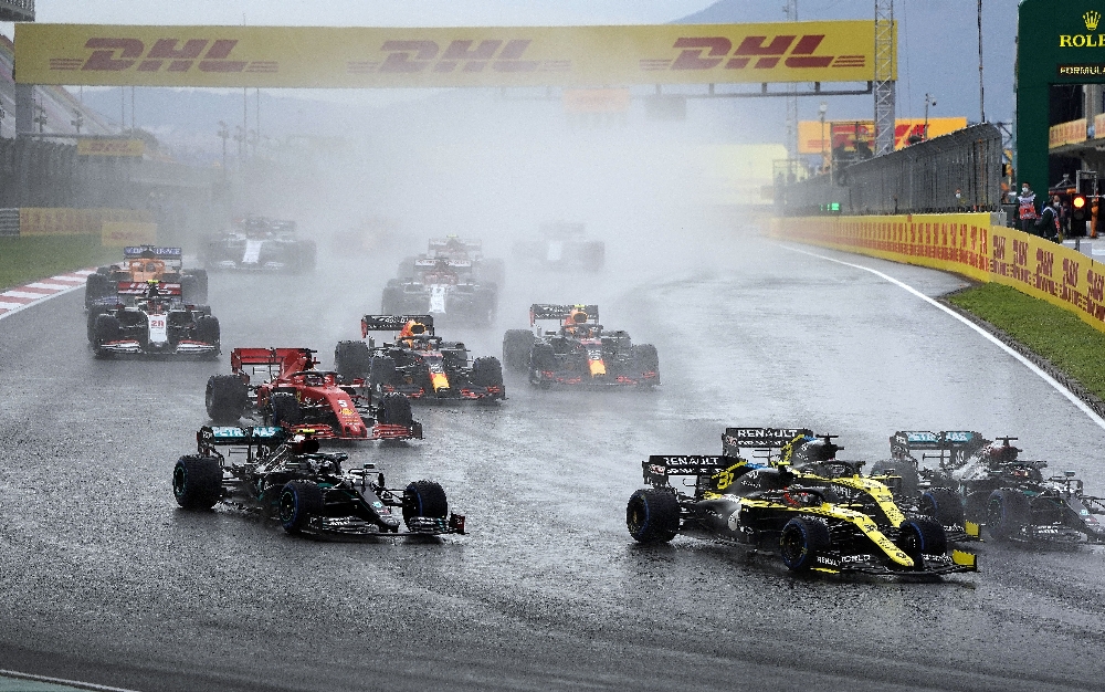 Formula 1 Türkiye Grand Prix’si start aldı