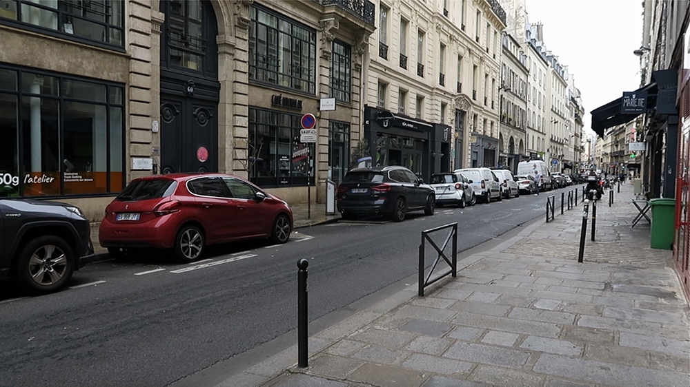 Fransa’da ikinci kez sokağa çıkma yasağı uygulanıyor