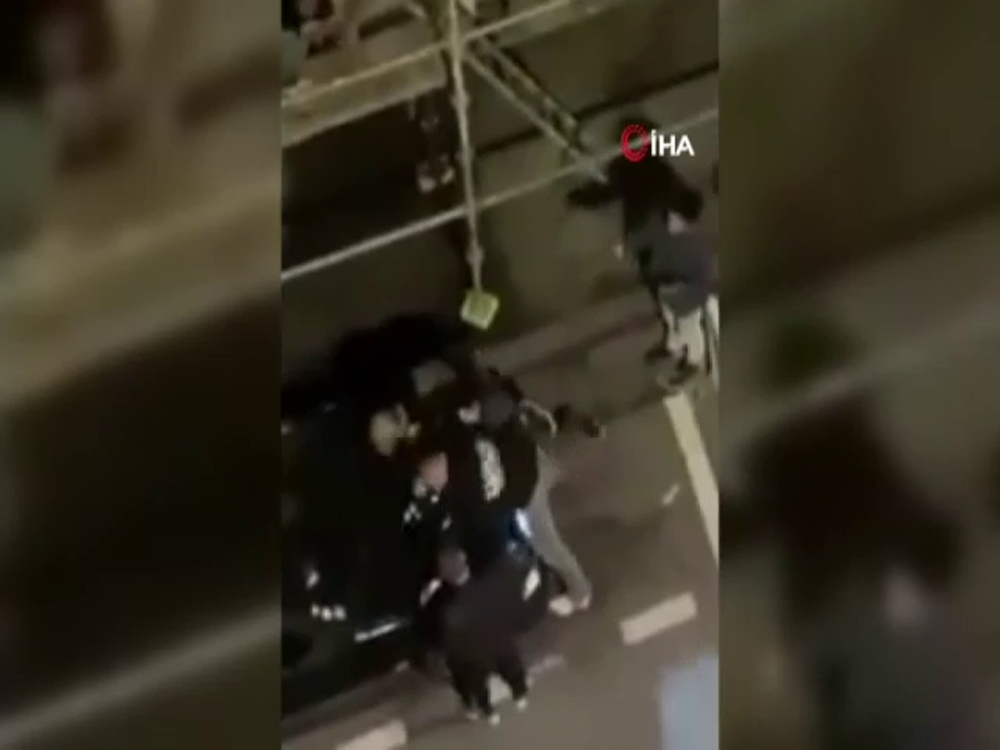 Fransa’da yasa dışı partiye katılan 2 gence polis şiddeti