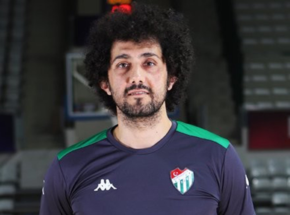 Frutti Extra Bursaspor, Tutku Açık ile yollarını ayırdığını açıkladı