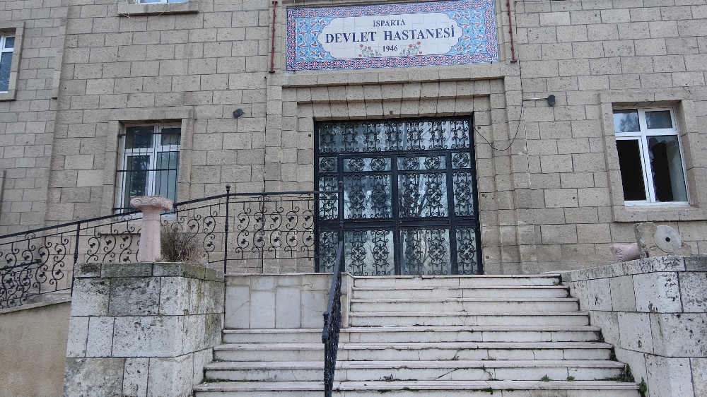 Fuhuş Yapıldığı İddialarıyla Gündeme Gelen Eski Hastane Binasında Sancı Sürüyor