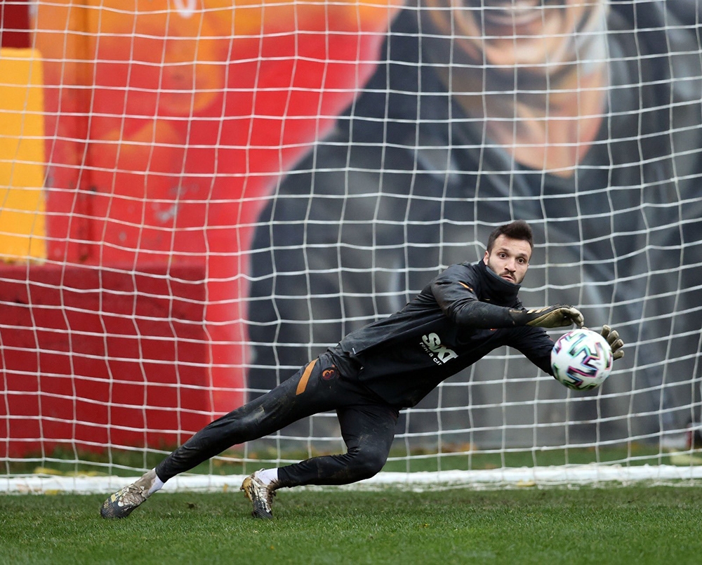 Galatasaray, Darıca Gençlerbirliği maçı hazırlıklarını tamamladı