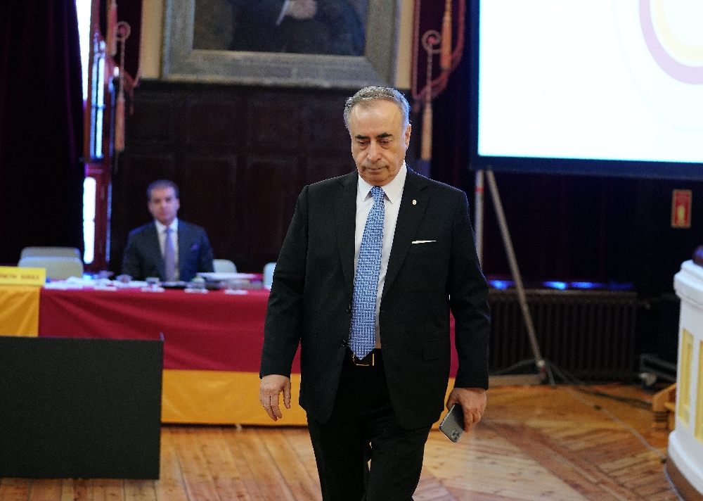 Galatasaray divanında protesto