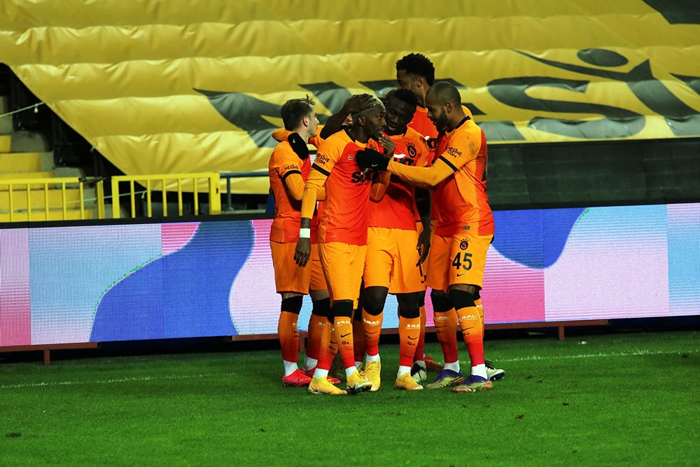 Galatasaray, evinde 17 maçtır yenilmeyen Gaziantep’i mağlup etti