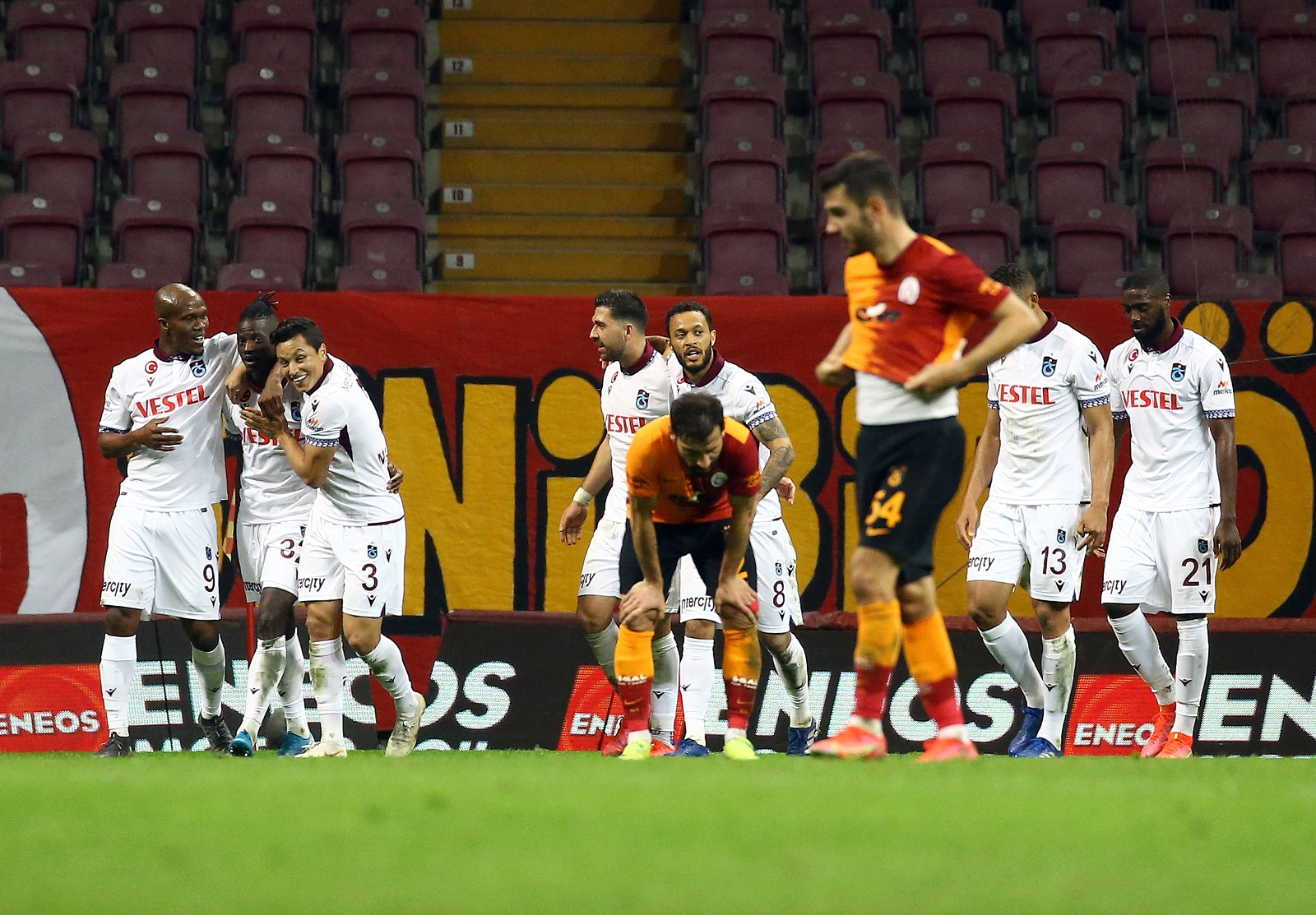 Galatasaray evinde 4 maçtır kazanamıyor