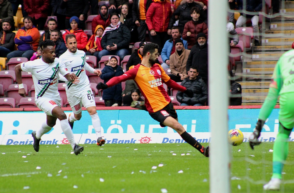 Galatasaray ile Denizlispor 41. randevuda