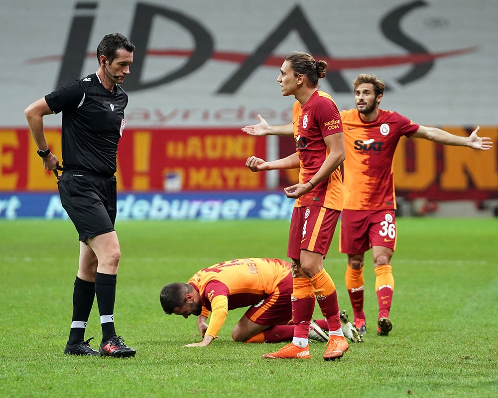 Galatasaray ligde 3 maçtır kazanamıyor