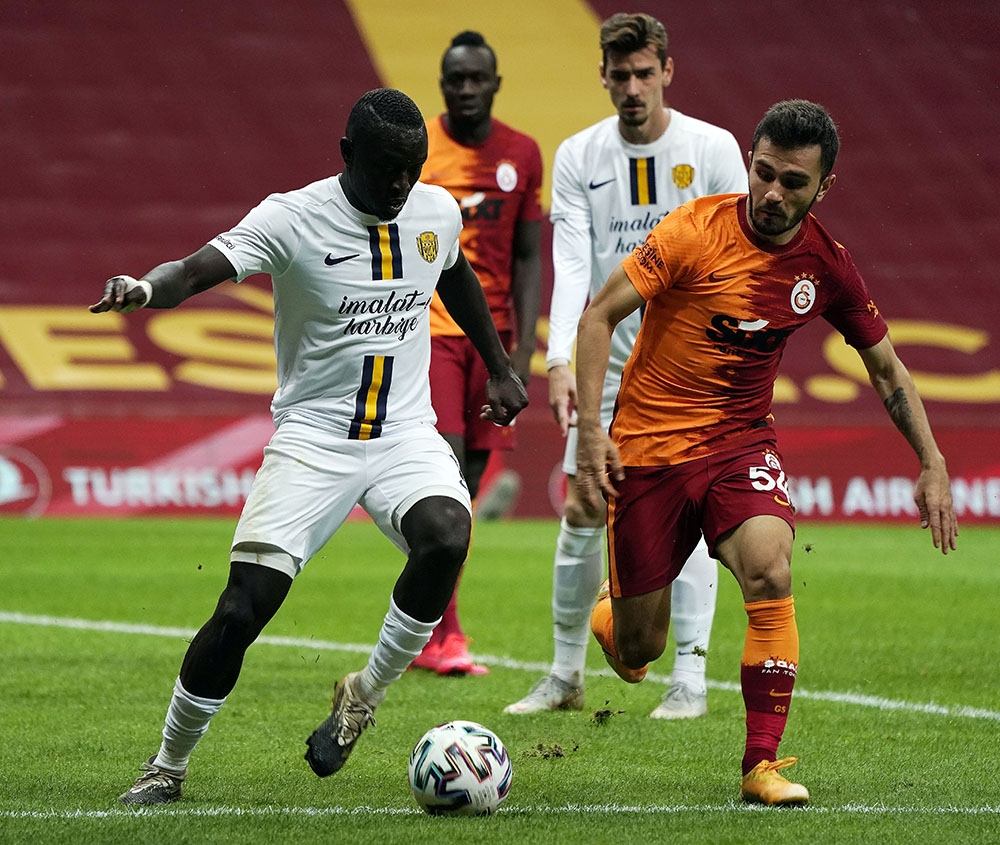 Galatasaray, Ryan Babel’in attığı golle Ankaragücü’nü 1-0 mağlup etti