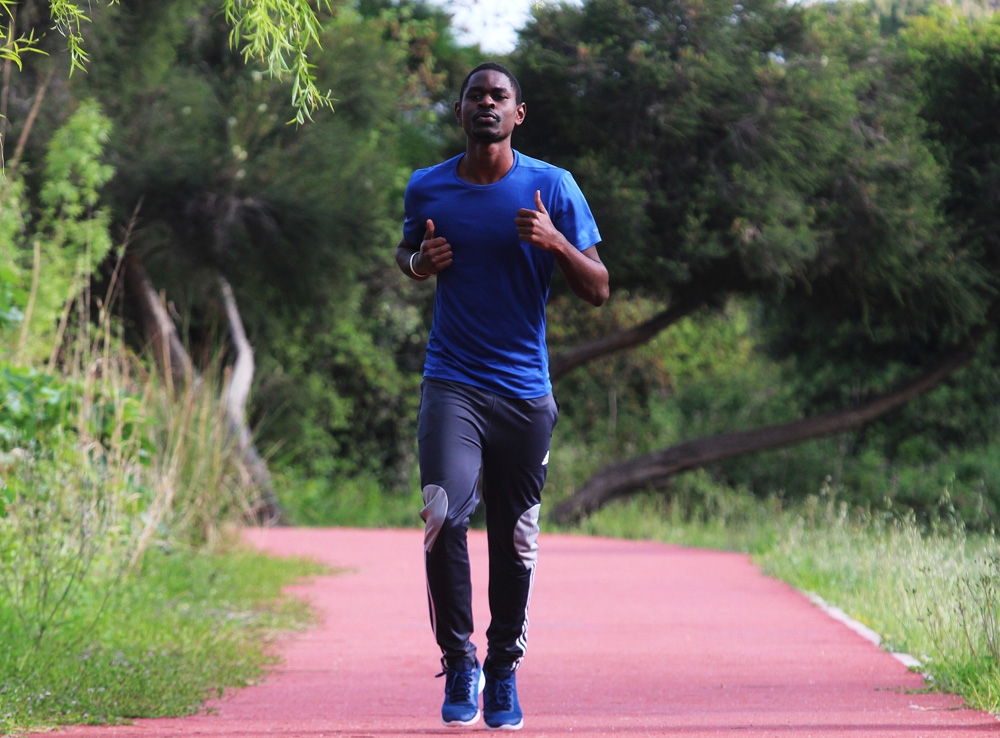 Galatasaray’a denenmek için gelen Kamerunlu genç futbolcuya virüs engeli