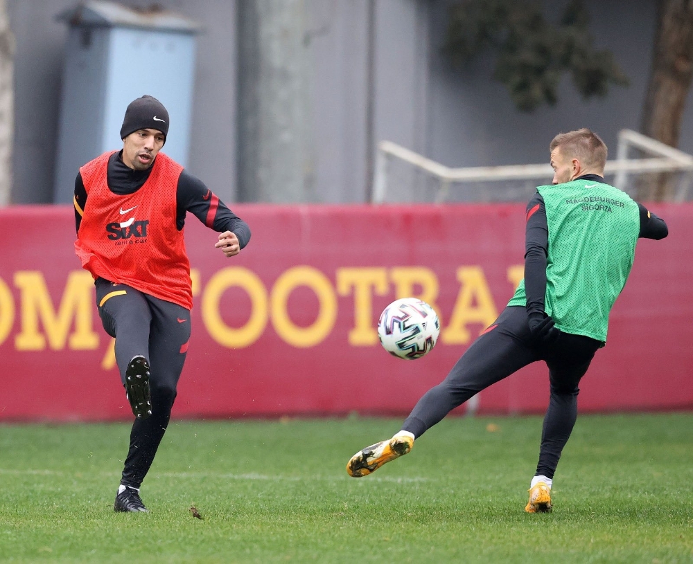 Galatasaray’da Karagümrük mesaisi başladı