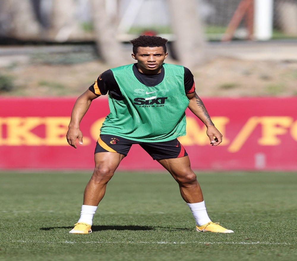 Galatasaray’da karantinası biten Gedson Fernandes takımla çalıştı