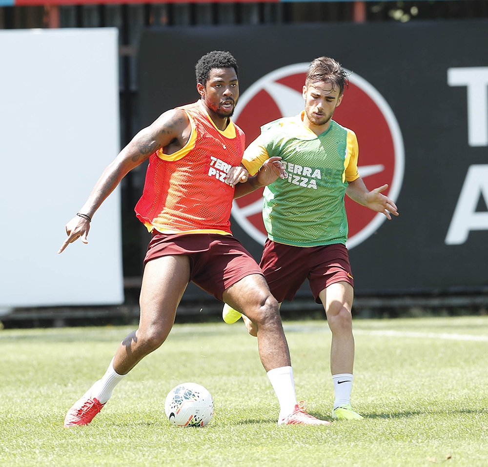 Galatasaray’da Marcao takımla, Falcao salonda çalıştı