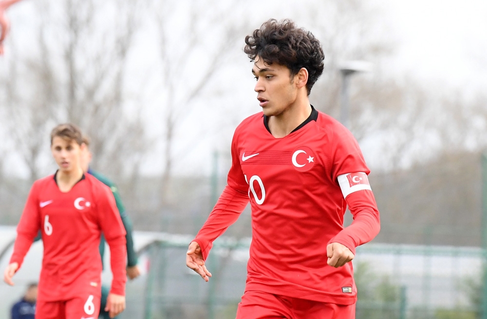 Galatasaray’da Mustafa Kapı kadro dışı bırakıldı