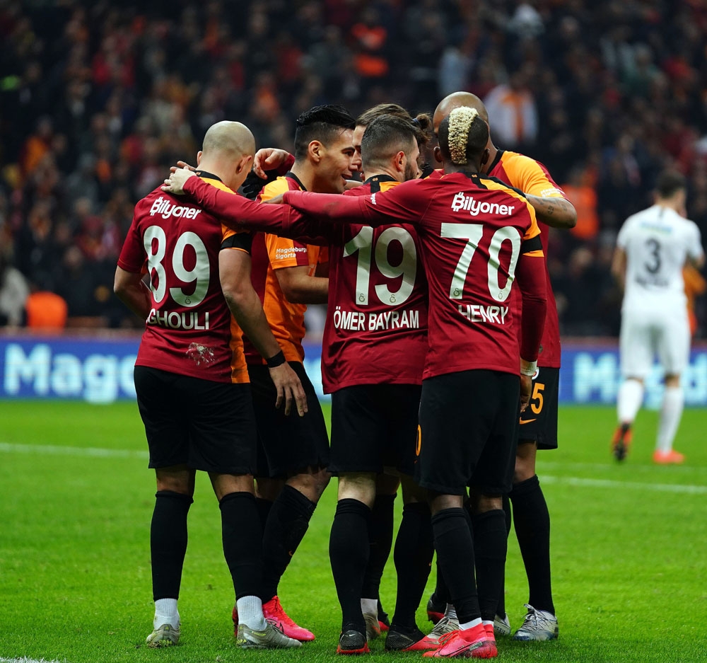 Galatasaray’ın seyircisiz derbide hedefi galibiyet