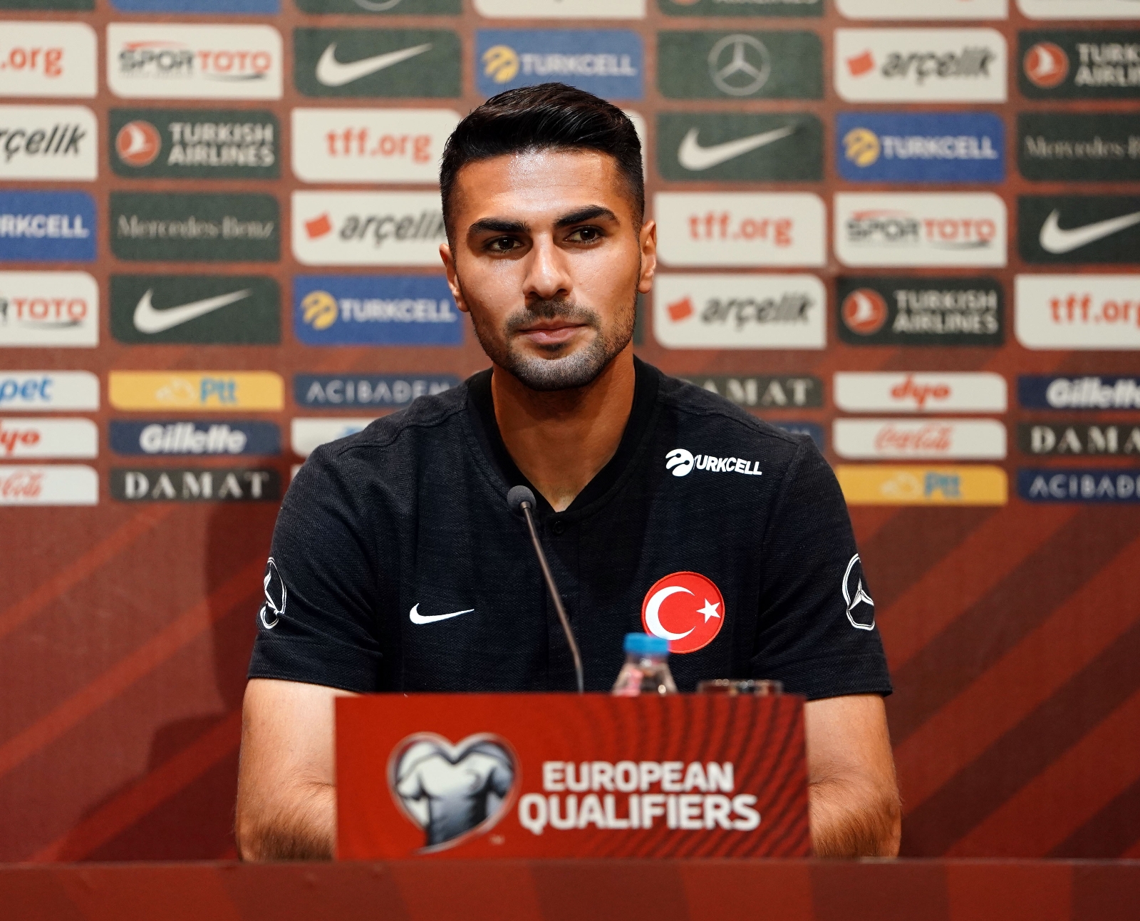 Galtier, milli futbolcu Zeki Çelik’in korona virüse yakalandığını açıkladı