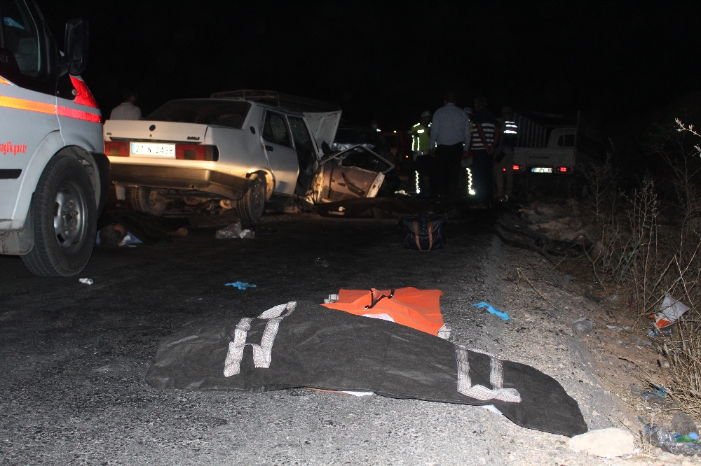 Gaziantep’te feci kaza: 4 ölü, 9 yaralı