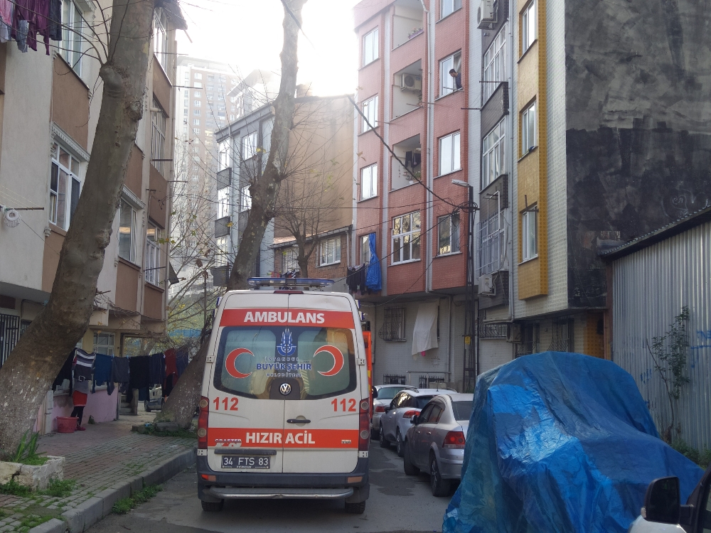 Gaziosmanpaşa’da elektrik sobası yangını can aldı: 1 ölü