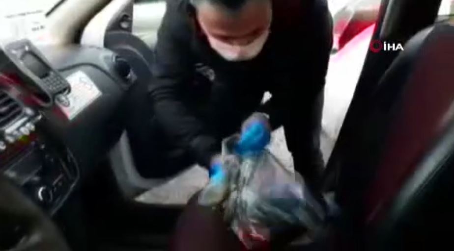 Gaziosmanpaşa’da zehir taciri taksici yakalandı