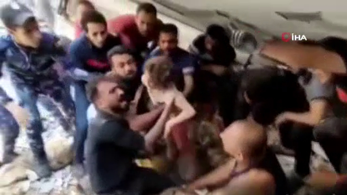 Gazze’de 7 saatin ardından 6 yaşındaki Filistinli kız enkazdan çıkarıldı