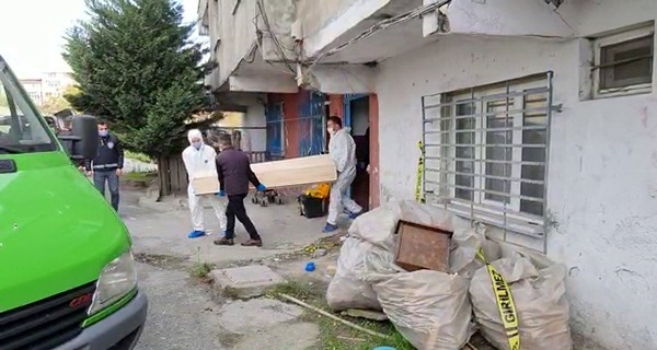 Gece öldürülen şahıs sokağa çıkma kısıtlaması bitince bulundu