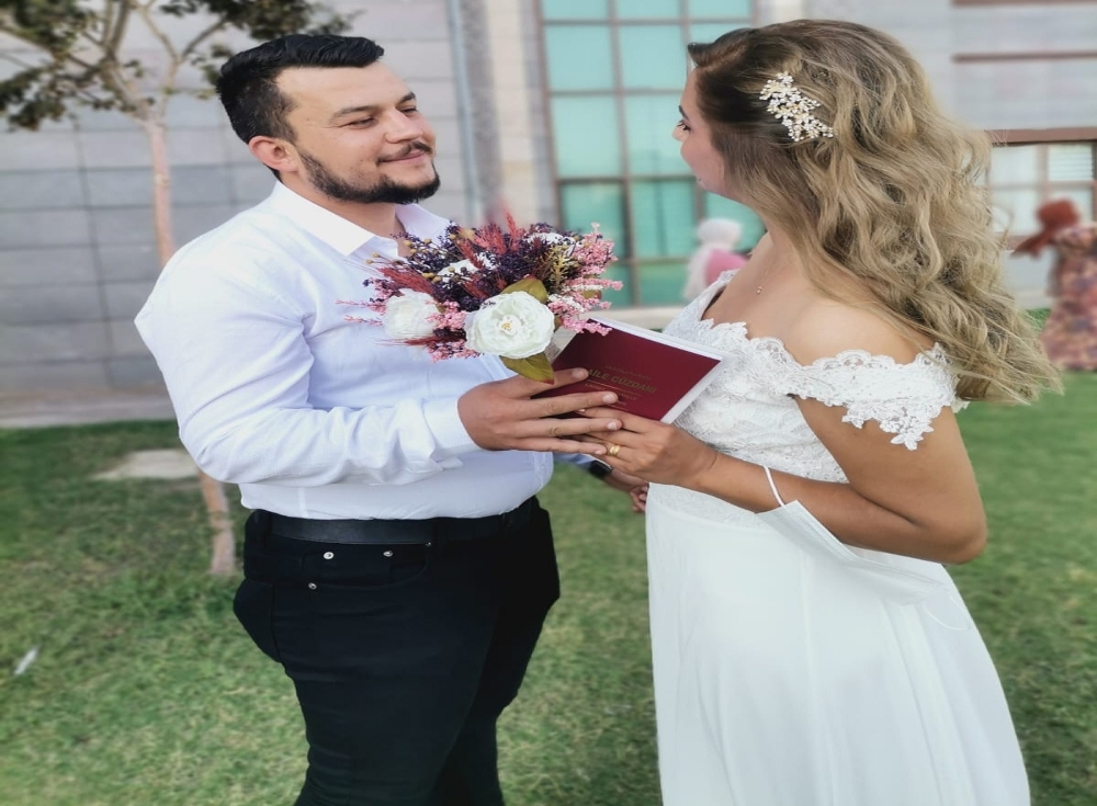 Gelin düğünden 4 gün sonra koronadan öldü