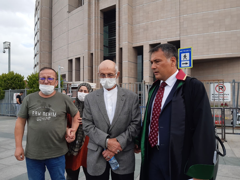 Gemi kaptanını öldüren sanık hakim karşısında