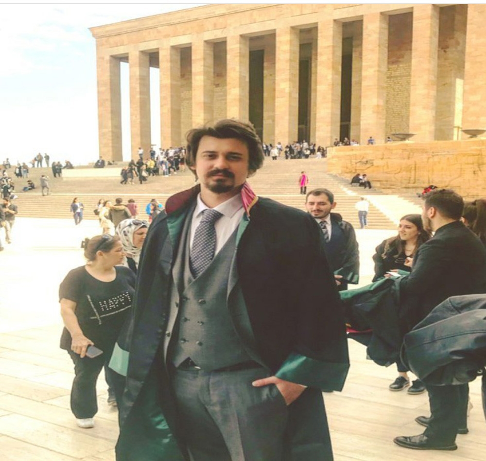 Genç avukat geçirdiği kalp krizi sonucu hayatını kaybetti