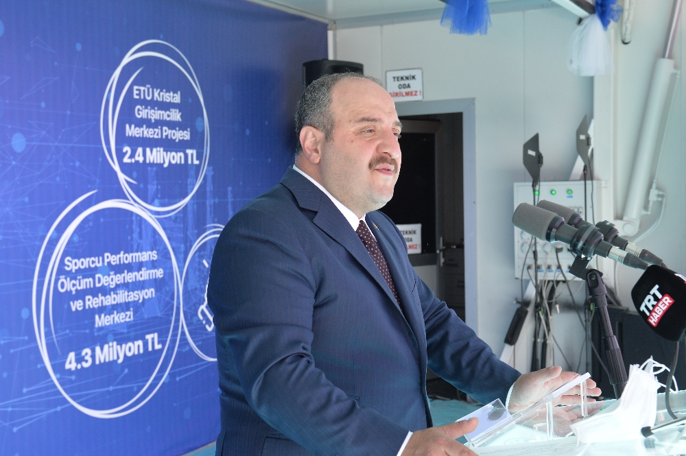 Gençler TÜBİTAK’ın Stajyer Araştırmacı Burs Programından faydalanacak