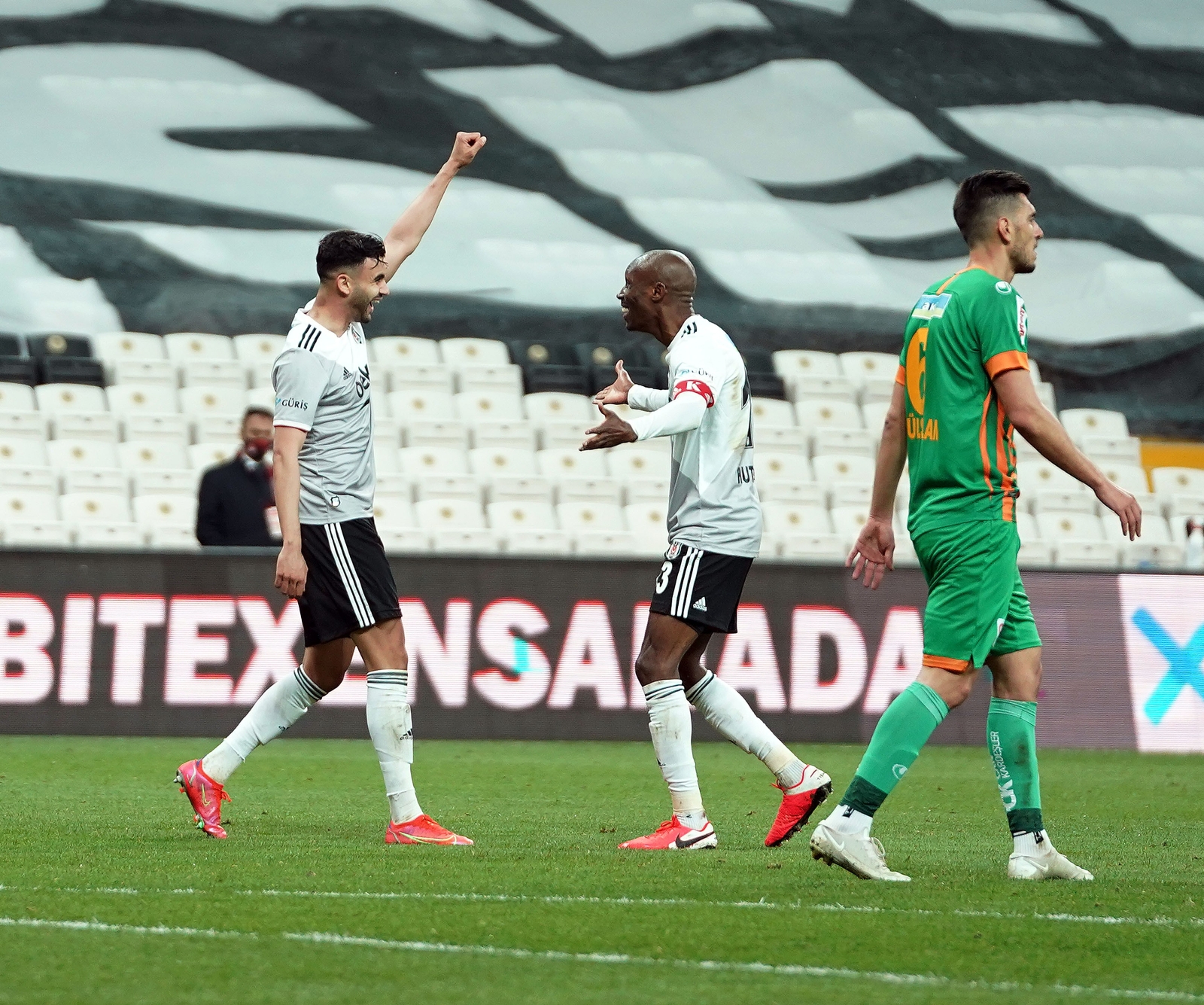 Ghezzal golü attı, takım Hasic’i unutmadı