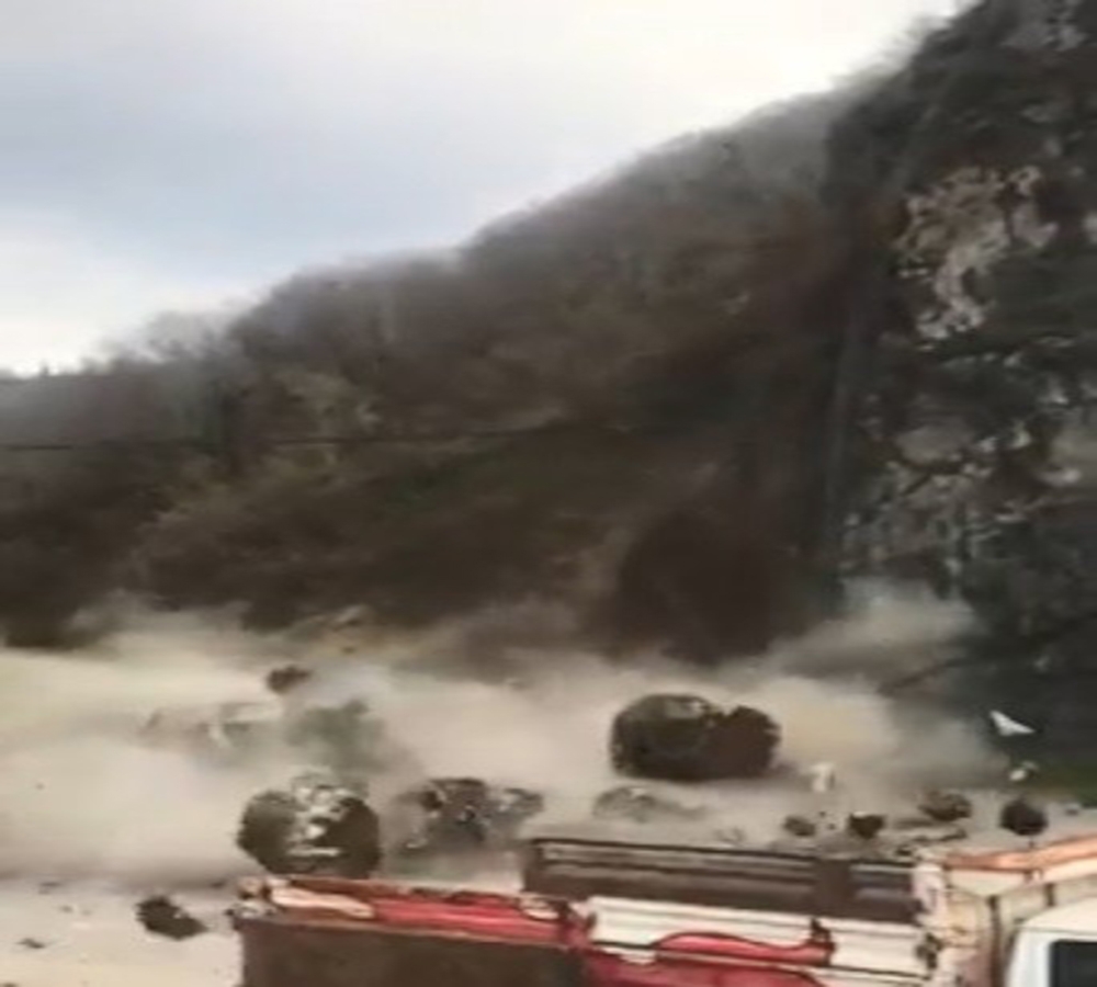 Giresun’da heyelan böyle geldi