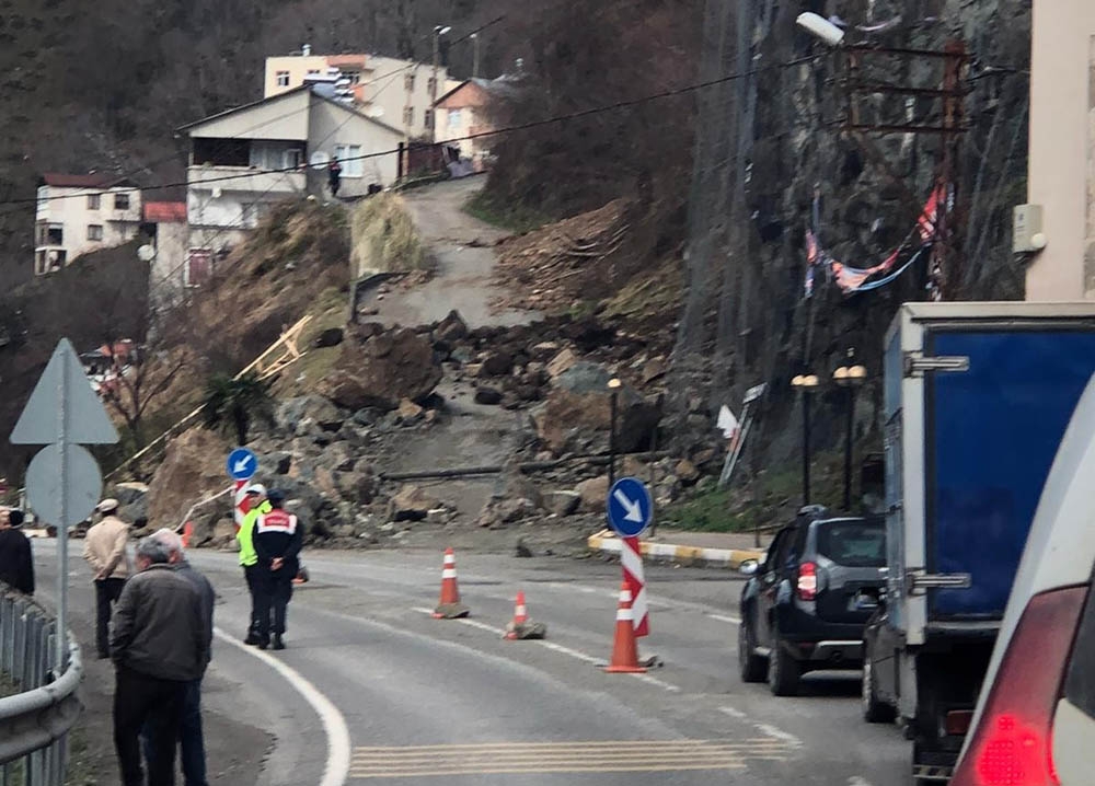Giresun’da heyelan