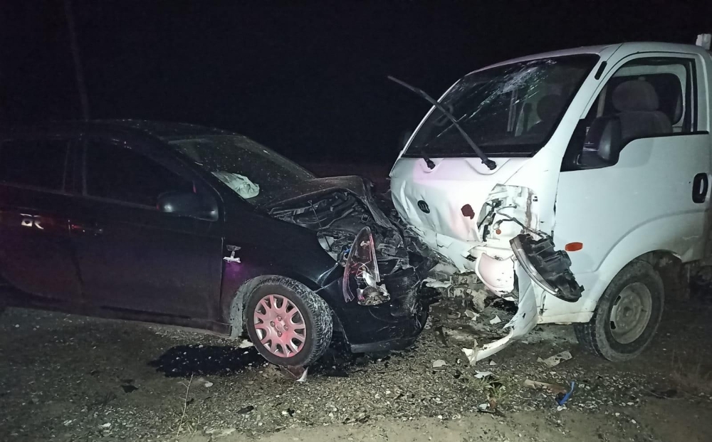 Giresunda İki Araç Kafa Kafaya Çarpıştı: 5 Yaralı