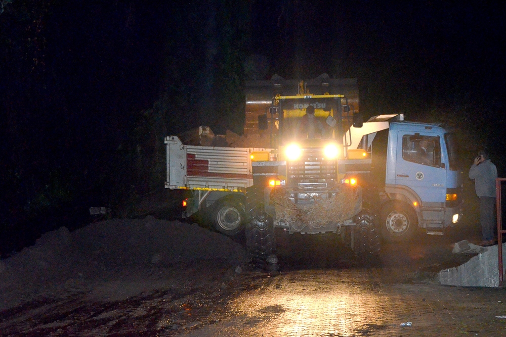 Giresun’da sel sonrası ekipler seferber oldu