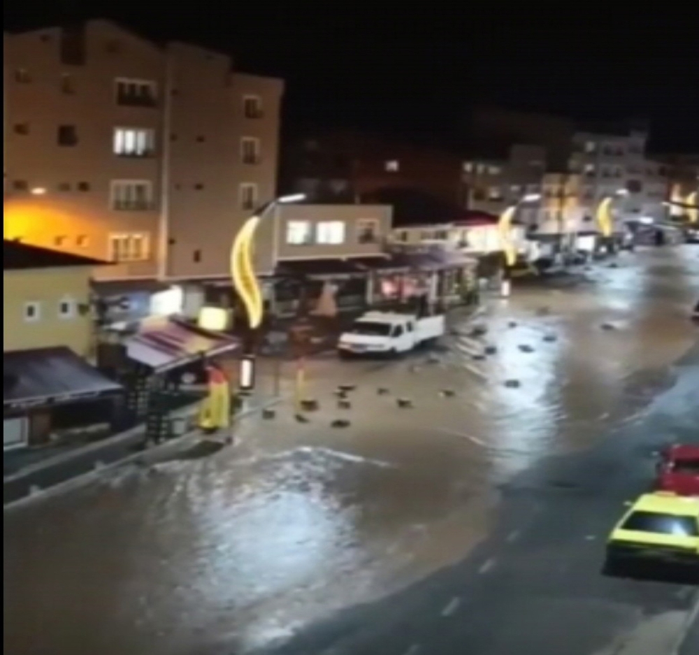 Giresun’un Dereli ilçesine sel işte böyle geldi
