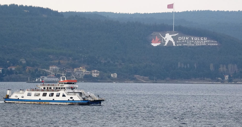 Gökçeada feribot seferleri iptal edildi