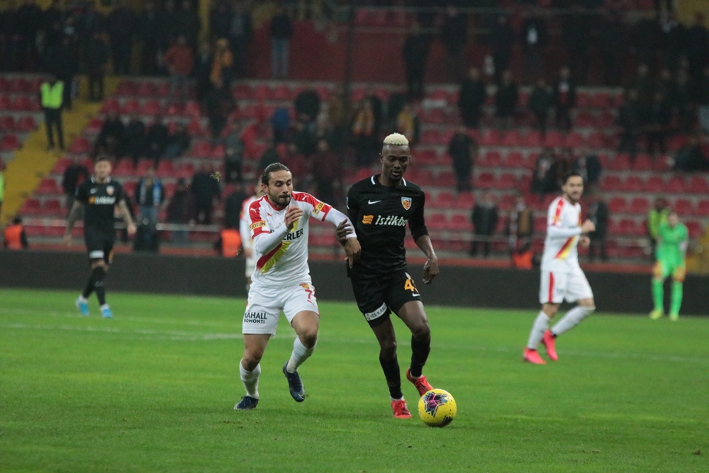 Göz Göz fırsat tepti