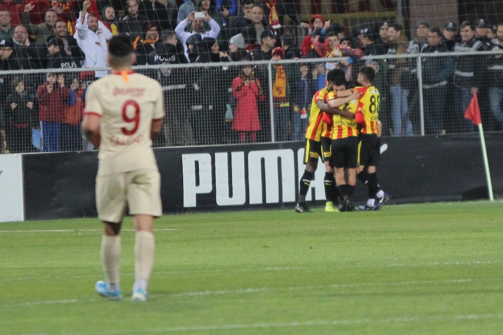 Göz Göz, İstanbul’da galibiyet arıyor