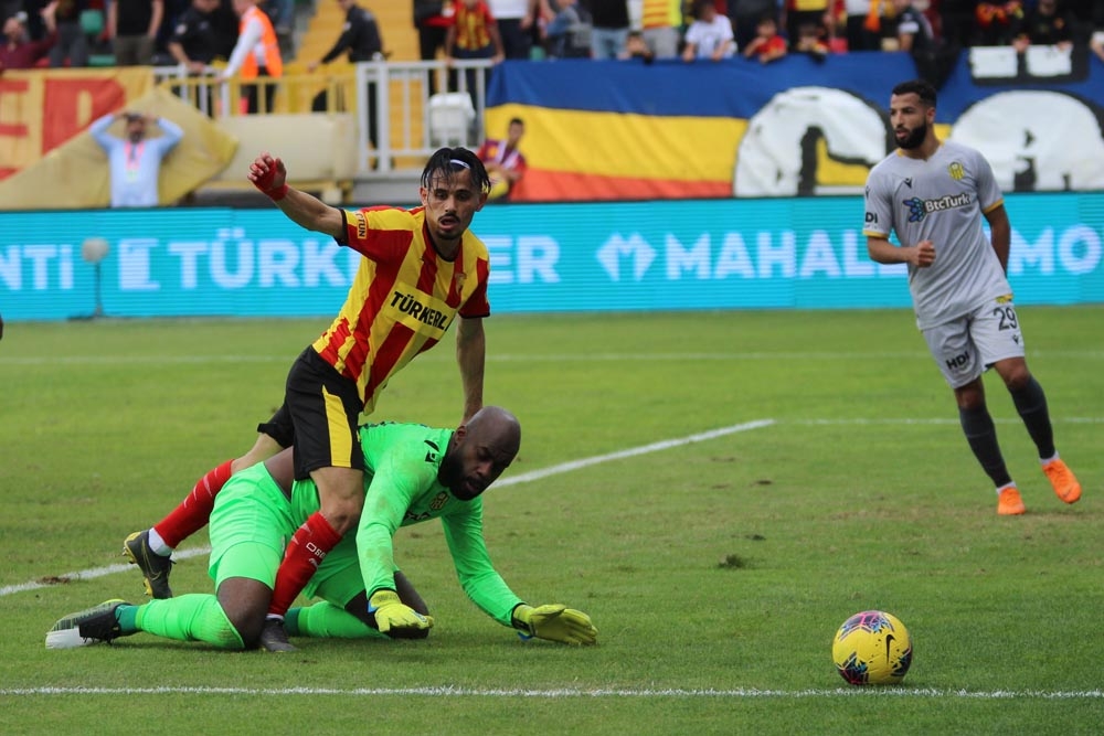 Göztepe Fırsat Tepti