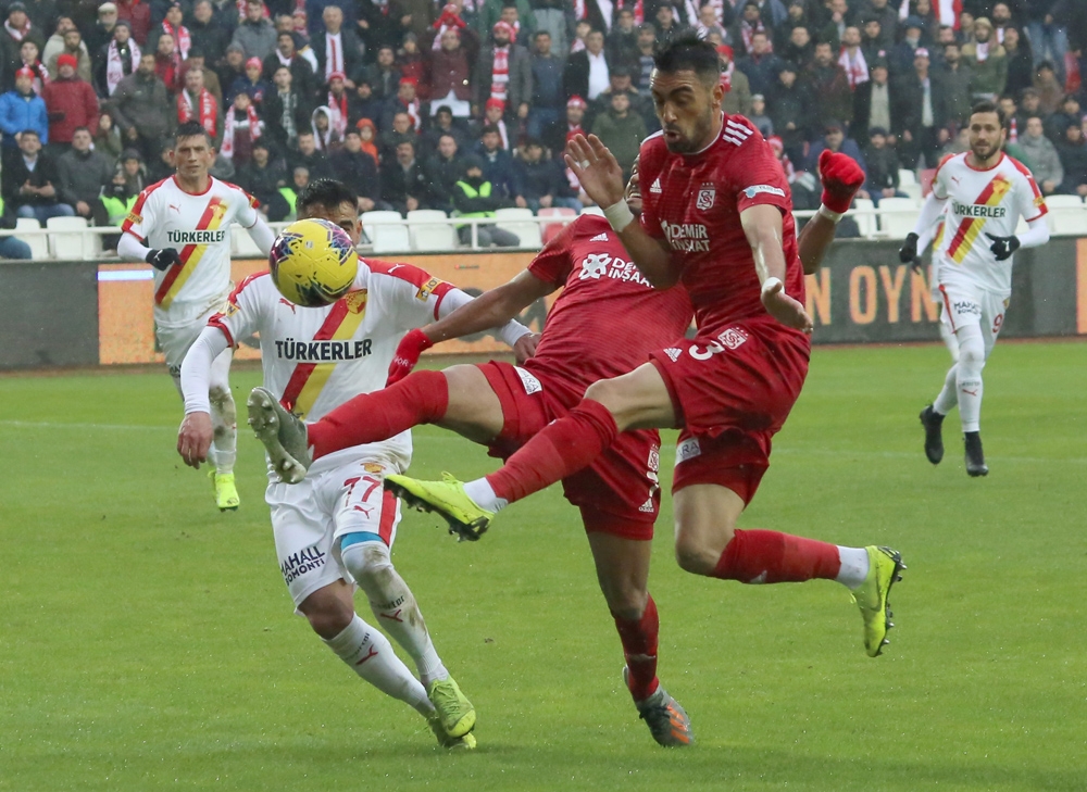 Göztepe ile Sivasspor 14. randevuda