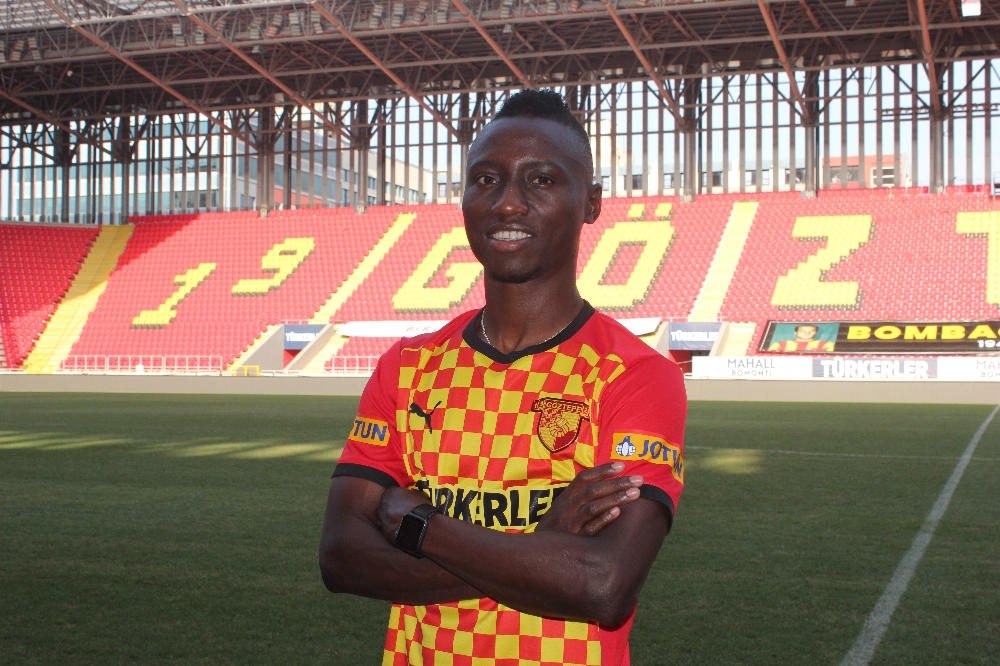 Göztepe, Nijeryalı orta saha Nwobodo’yu kadrosuna kattı