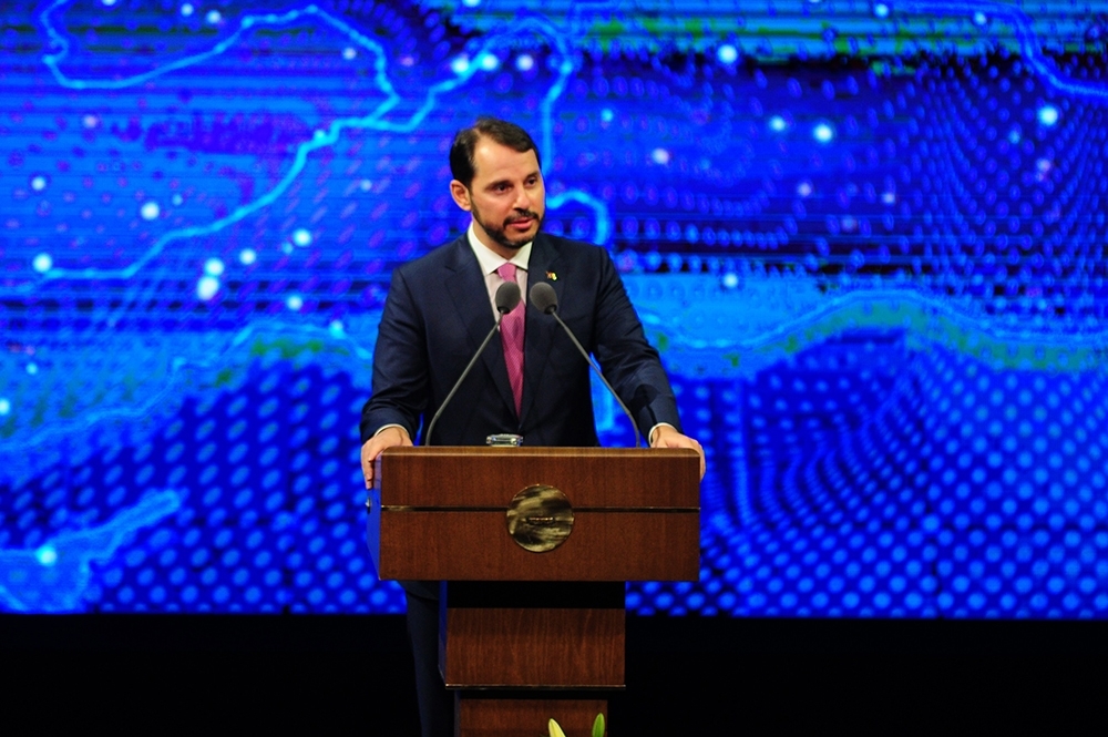 ”Güçlü ekonomimiz ve sağlam finansal altyapımızla yatırımlarımıza devam ediyoruz”