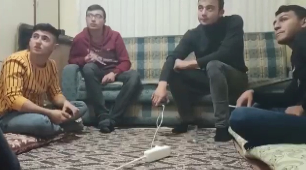Güneş sistemini tartıştıkları videoları binlerce izlenen Konyalı gençler konuştu