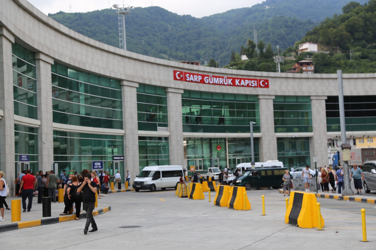 Gürcistan turistlere kapılarını 1 Haziran’da açıyor