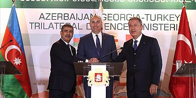 Gürcistan-Türkiye-Azerbaycan Savunma Bakanları Toplantısı düzenlendi